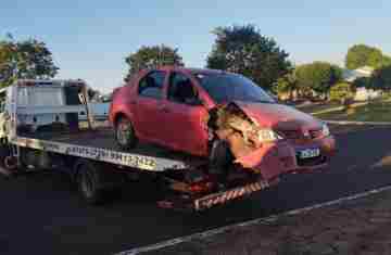 Quedas – Homem embriagado é preso após colidir em muro